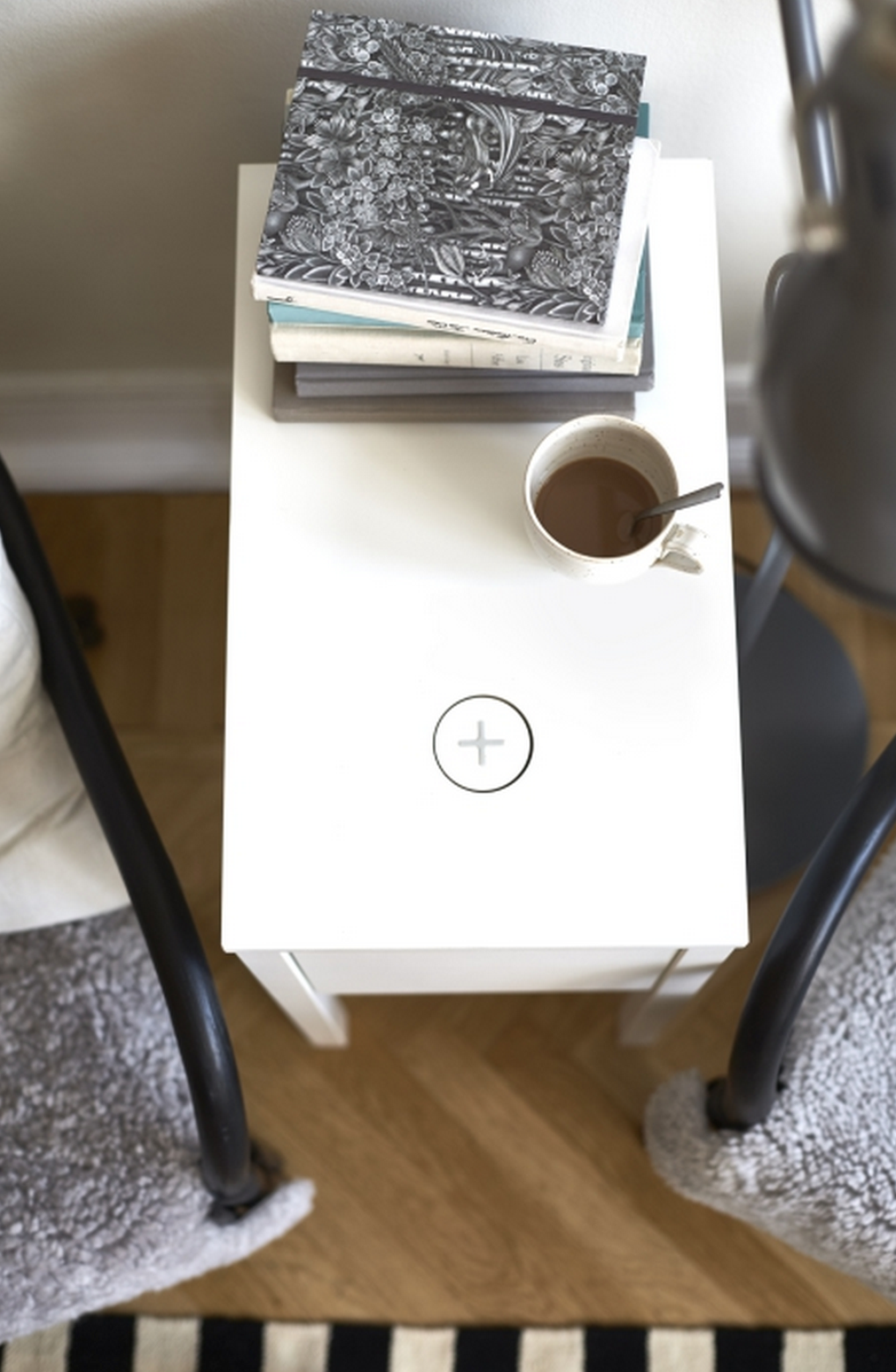 SolidSmack-IKEA-Home-Smart-Wireless-Charging-Furniture-6
